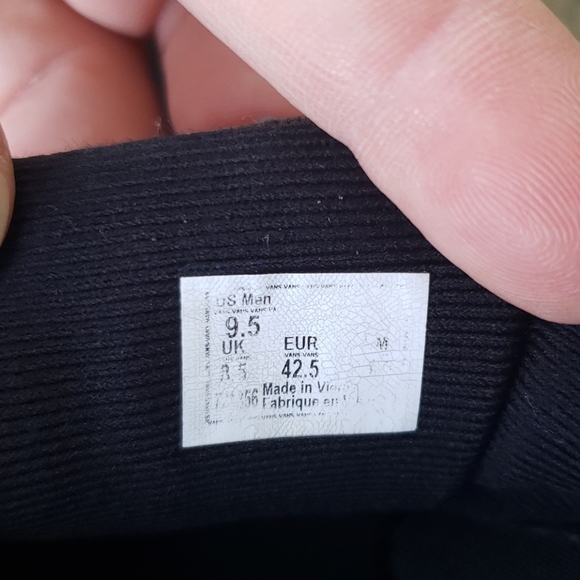 Classic Van's - Picture 3 of 5